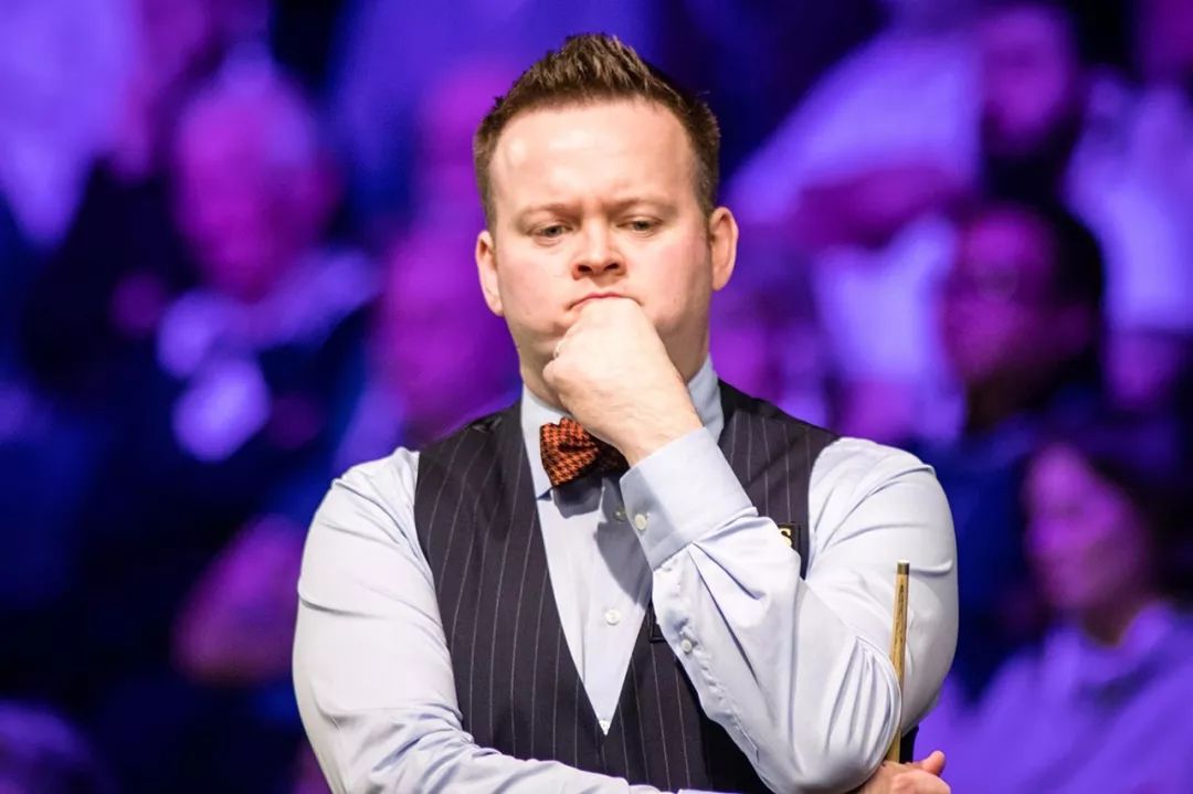 仅展现了两 仅展现了两